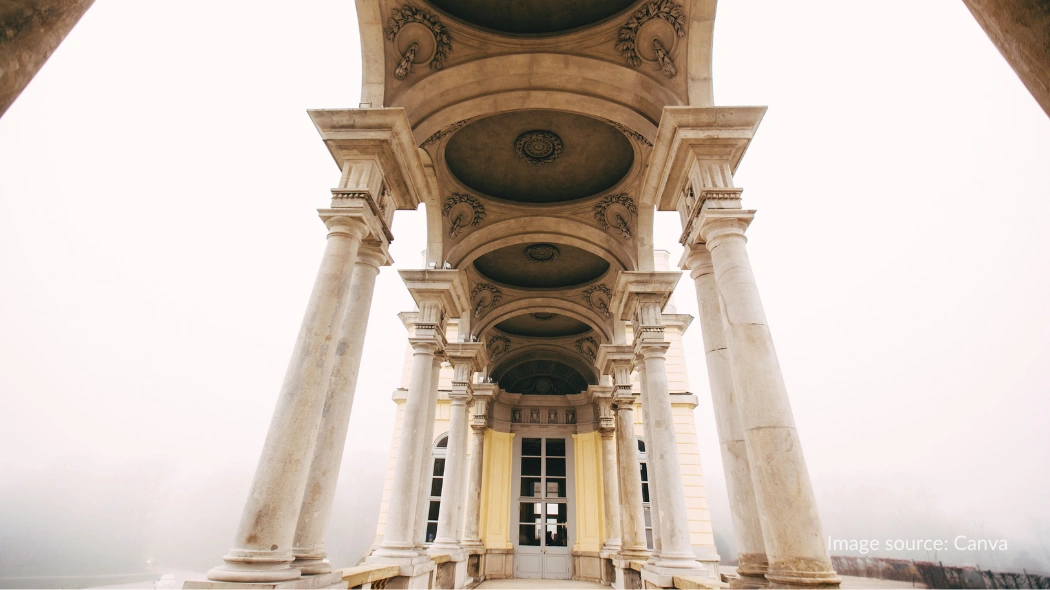Interior Istana Schonbrunn