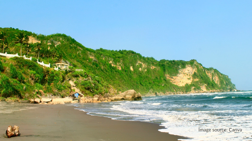 Pantai Parangtritis, wisata alam di Yogyakarta yang terkenal dengan pasir hitam
