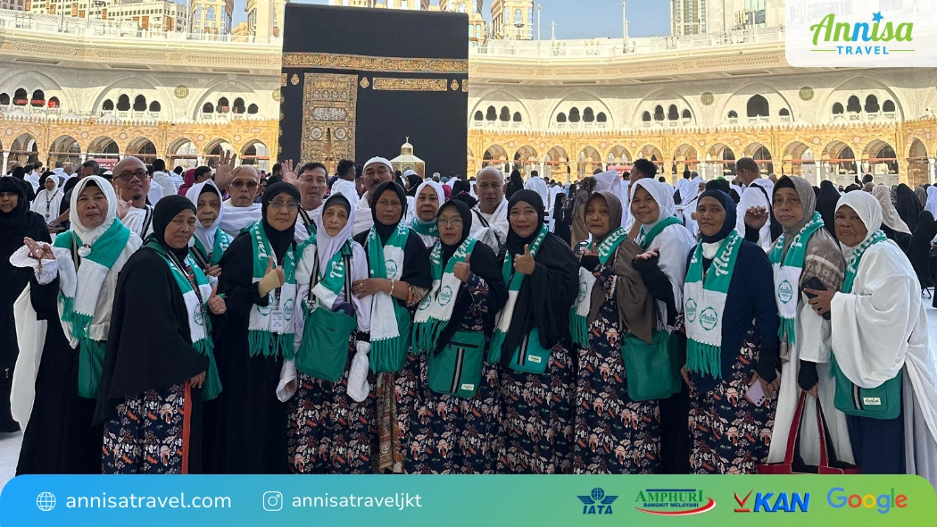 Salah satu Tanah Haram adalah Mekkah, kota berdirinya Ka'bah