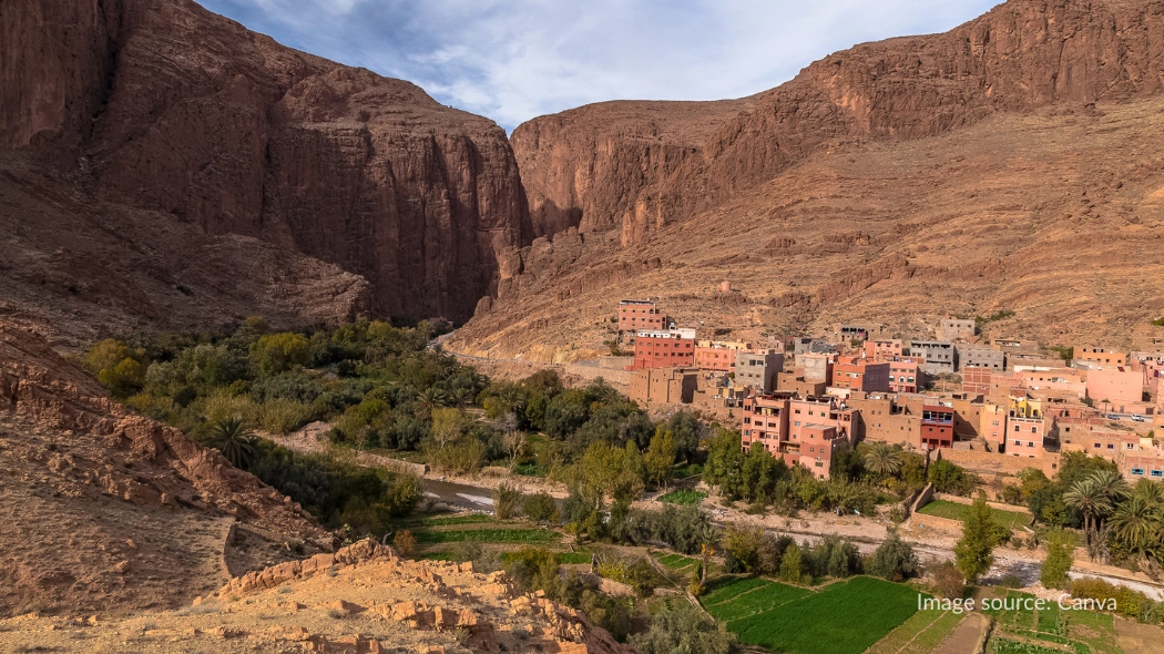 Oasis hijau menuju Ngarai Todra